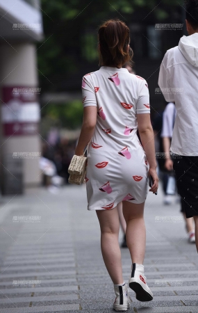 红唇