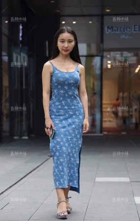紧身吊带裙
