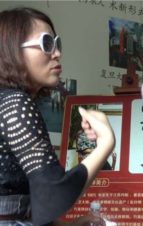 4k-风韵熟女的美足小平底鞋