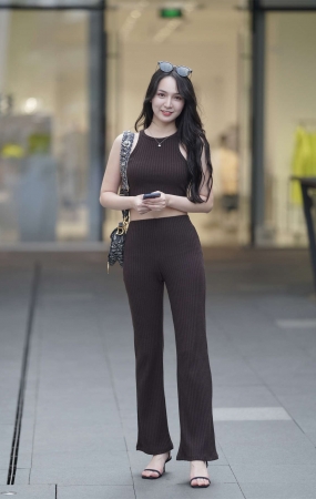 咖色精致生活