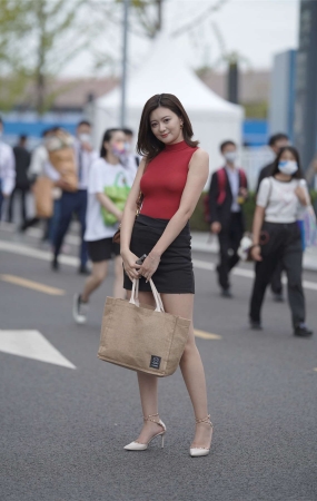 精致靓丽姐妹花