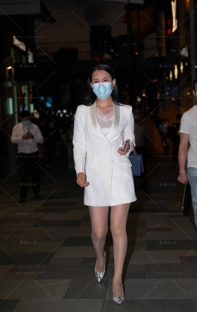 夜拍韵味丝腿丽人