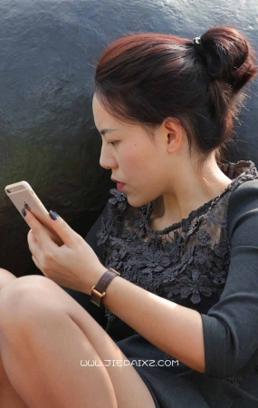 街拍高颜值气质美少妇
