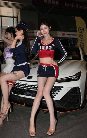 美腿美zu模特