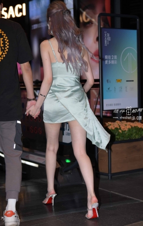 22615-15+178【套图➕视频】美人儿 28P