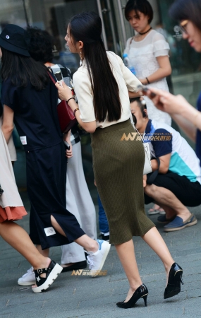 墨绿曲线