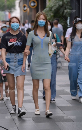 性感的包臀裙小姐姐
