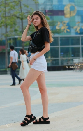 模特范儿 苗条高挑 美腿洋妞