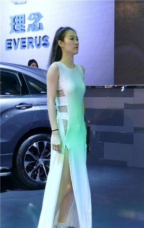 4k-车展的性感车模美女