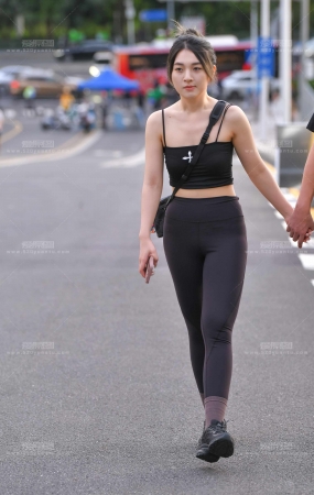 吊带紧身裤 24-07-13-38