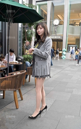 丝袜高跟美女