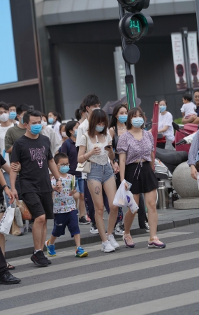 长腿美眉
