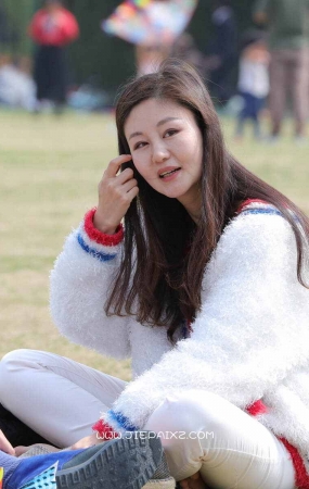 街拍高颜值美女