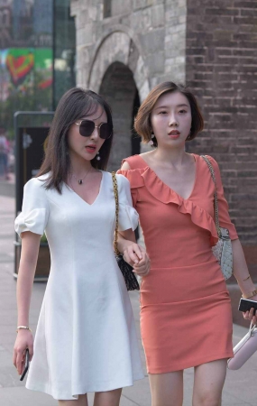 美女闺蜜（13P）