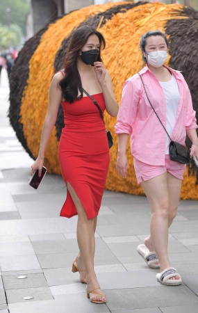 看美女开心又一天/231124-1-27 14P