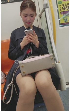 漂亮的肉丝美女