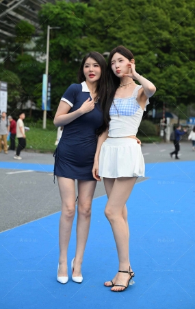 美腿姐妹