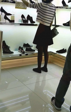 性感的黑丝美女