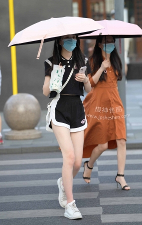 22814-13+52一白遮三丑，白，就是迷人 15P