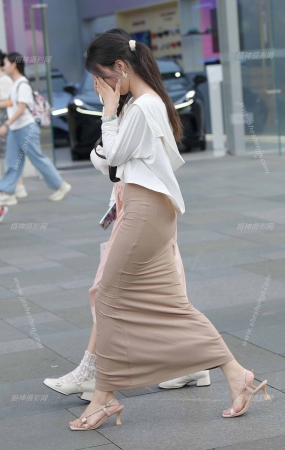 曼妙身姿抵凡间/231012-1-56 14P