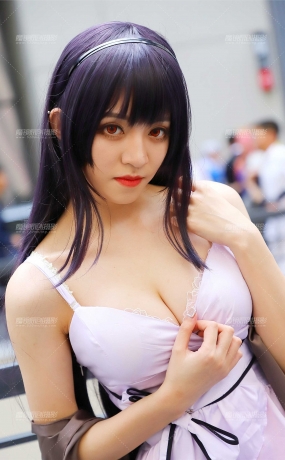 黑丝美女coser