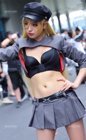 灰色短裙长腿cosplay美女