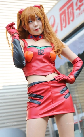 红色皮装coser